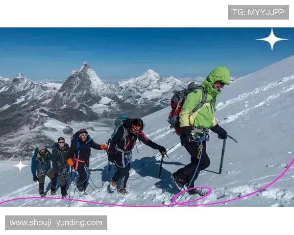 云顶山登山攻略指南：安全登山技巧与装备准备全攻略